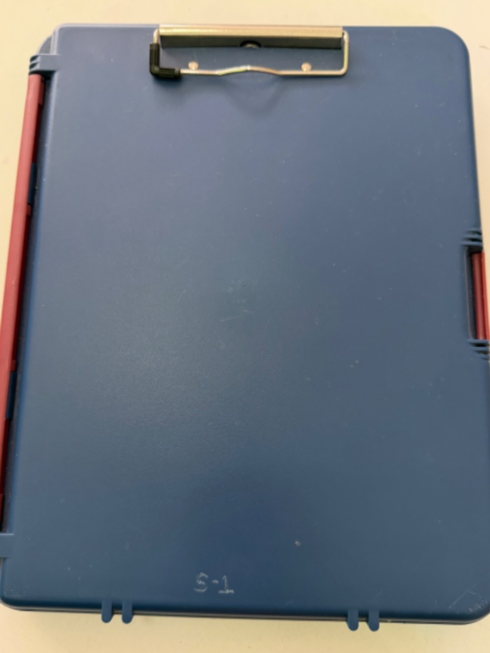 Saunders WorkMate II 00475 Plastic Storage Clipboard - Blue and Maroon